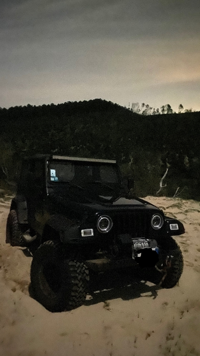 Night overlanding in the dunes